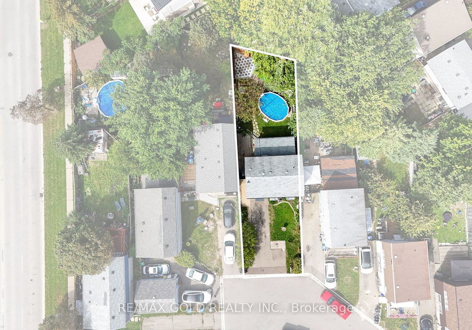 6-jennifer-square-brampton-ontario-w13822624