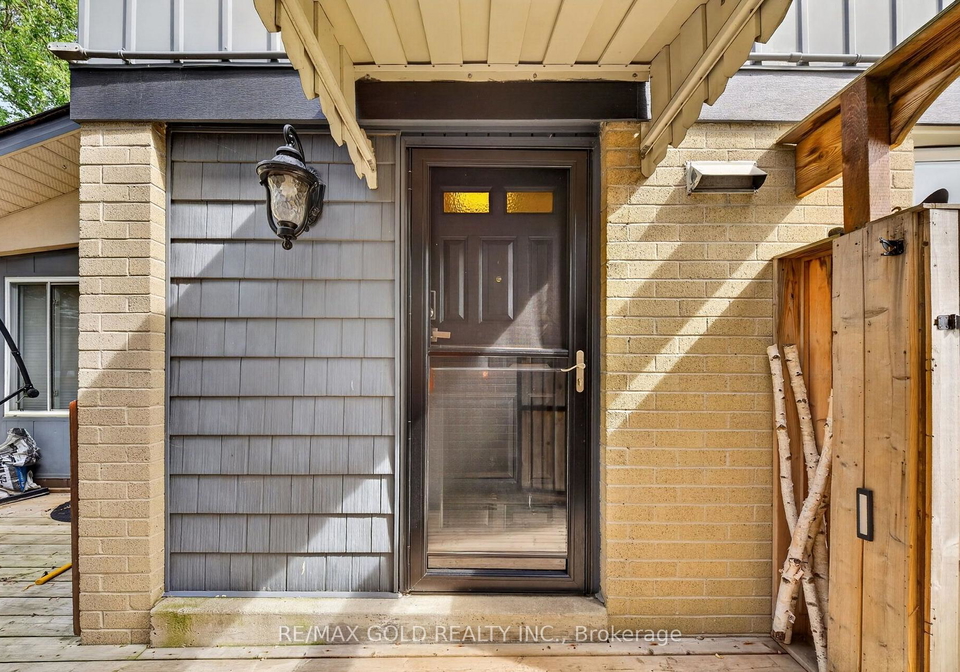 6-jennifer-square-brampton-ontario-w13822624