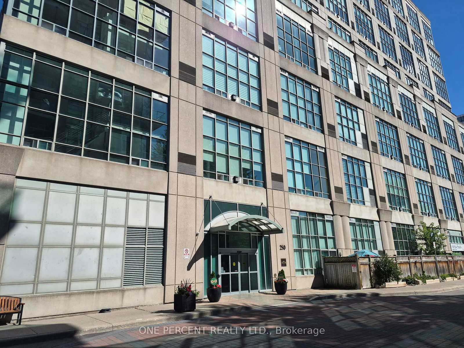 250-manitoba-street-toronto-etobicoke-ontario-w13822900