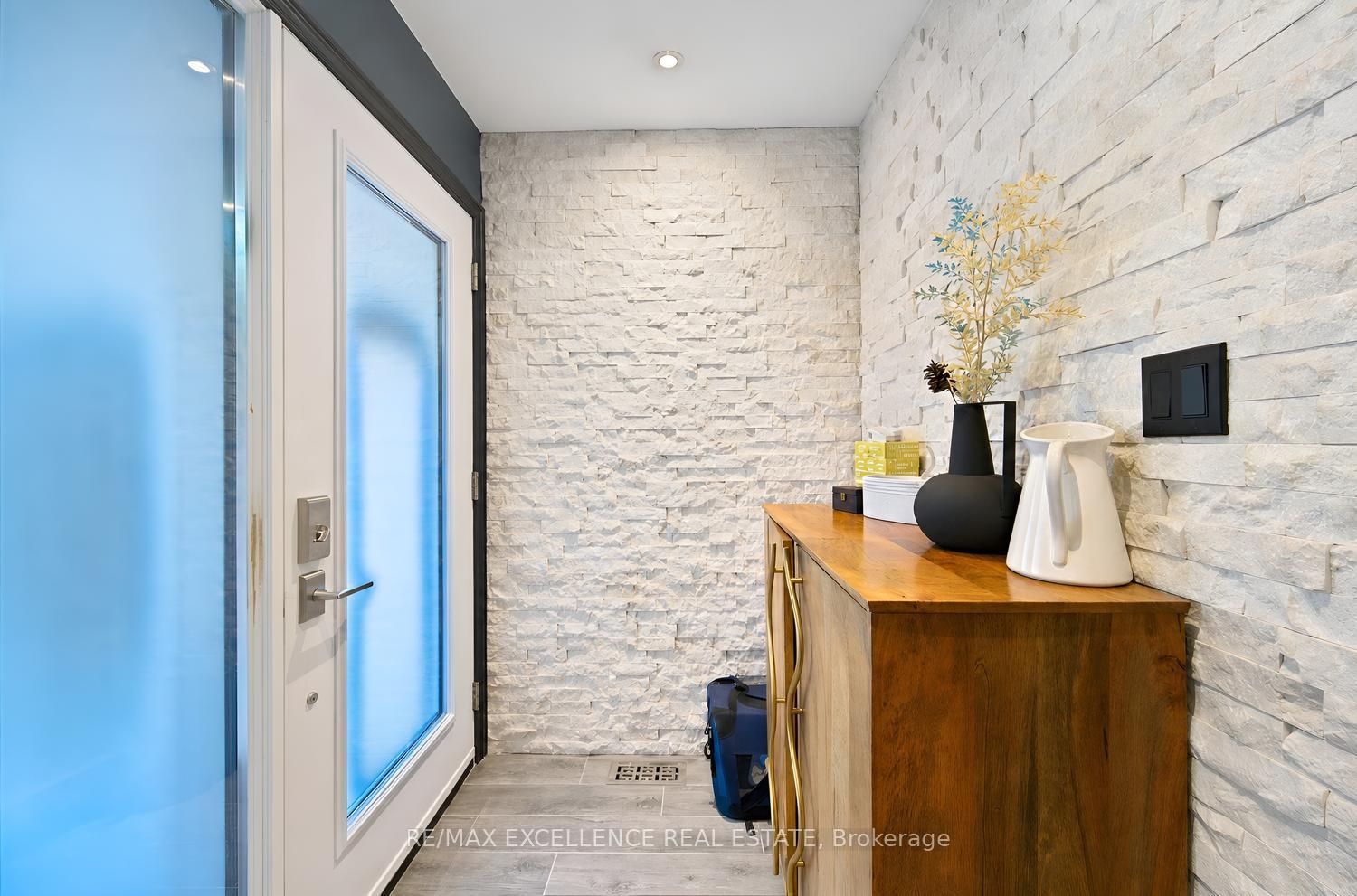 20-manett-crescent-brampton-ontario-w13822940