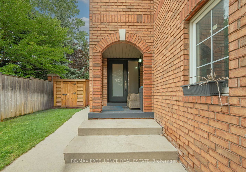 20-manett-crescent-brampton-ontario-w13822940
