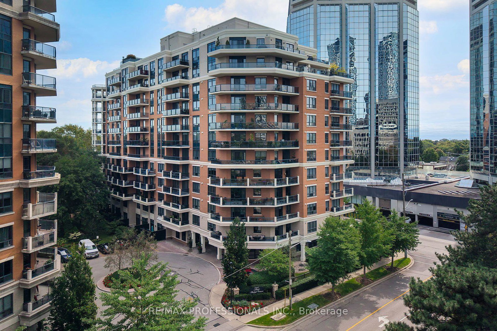 2-aberfoyle-crescent-toronto-etobicoke-ontario-w13823128
