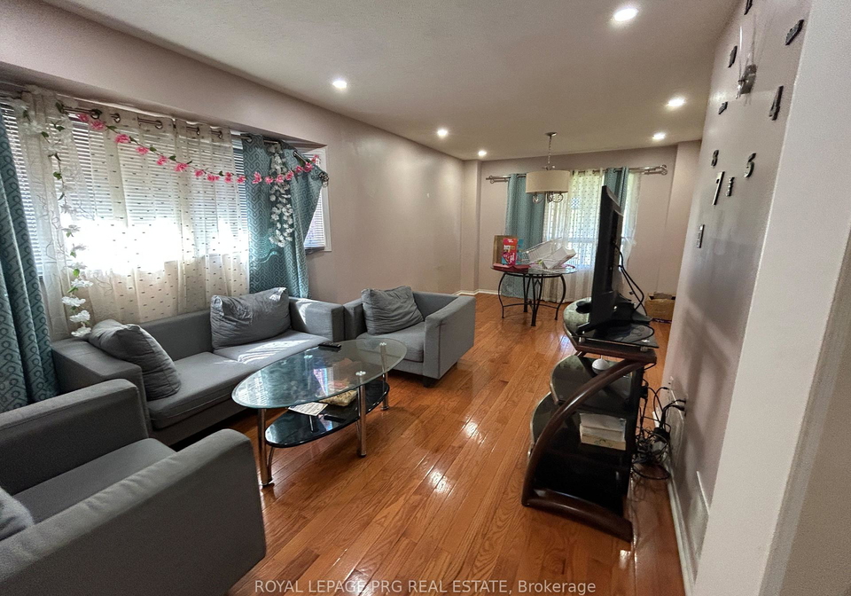 126-rainforest-drive-n-brampton-ontario-w13823178