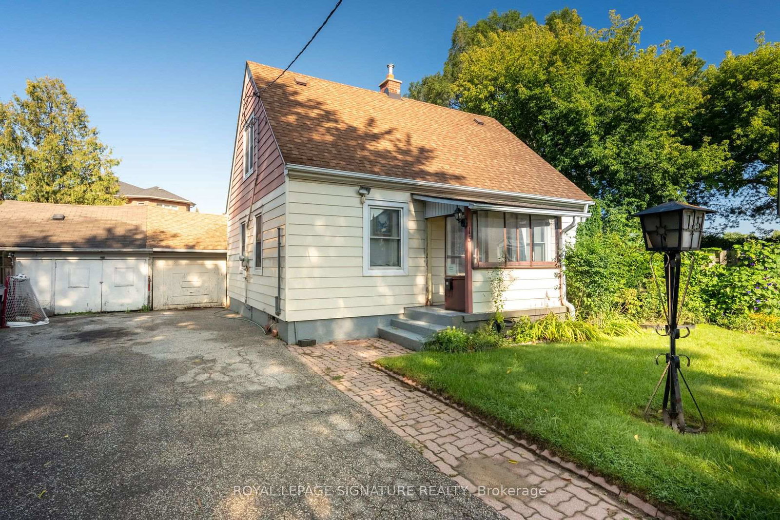 15-kemp-square-toronto-north-york-ontario-w13823314