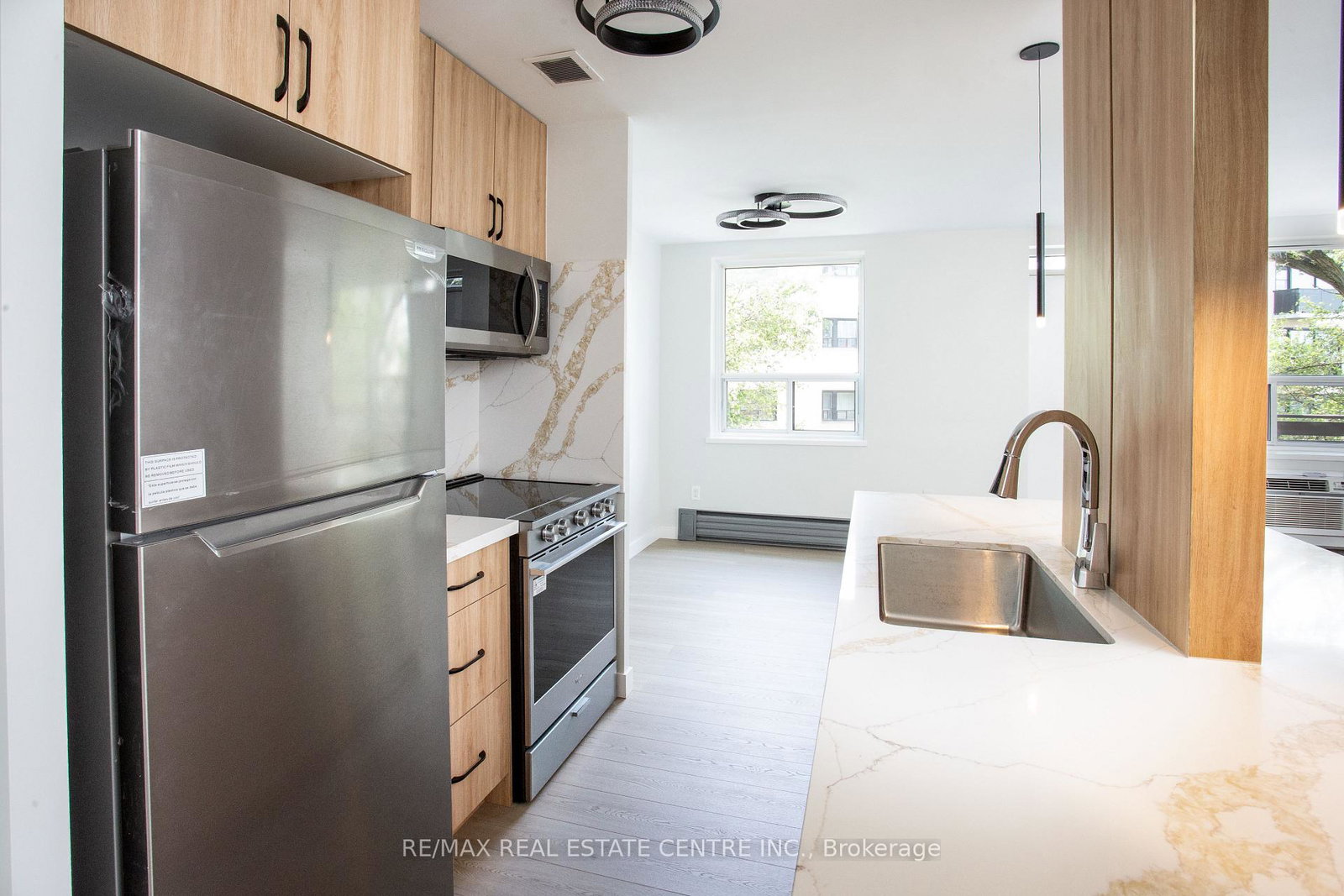 5-hill-heights-road-toronto-etobicoke-ontario-w13823392