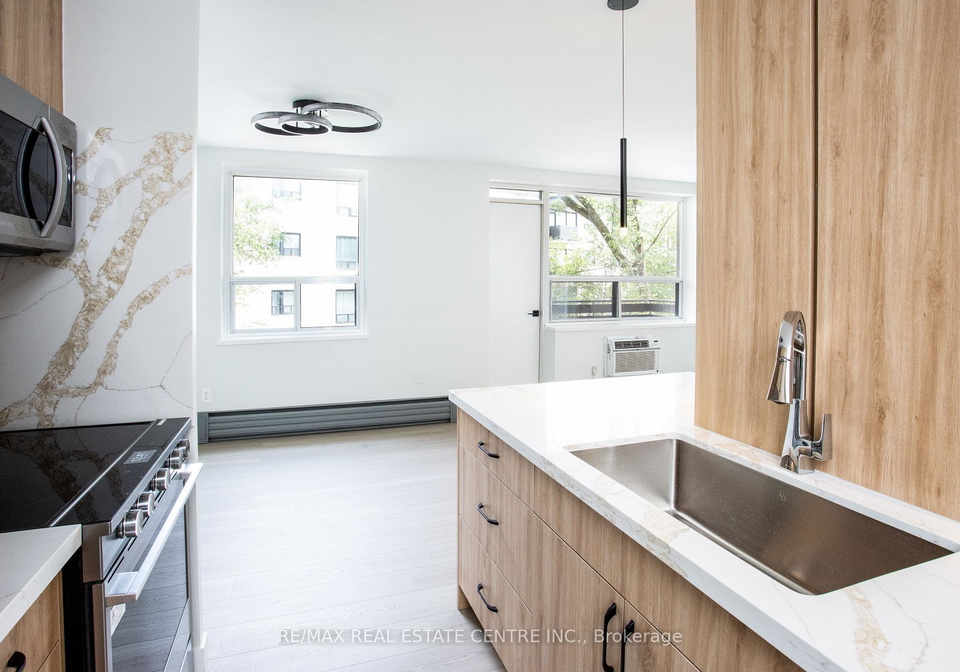 5-hill-heights-road-toronto-etobicoke-ontario-w13823392