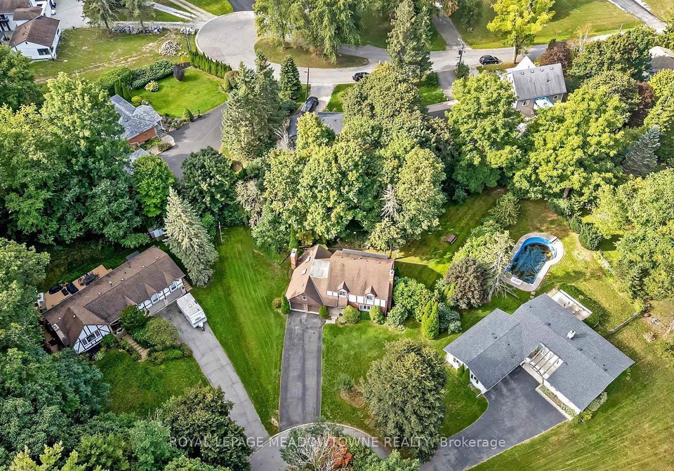 12-mullen-place-halton-hills-ontario-w13823676