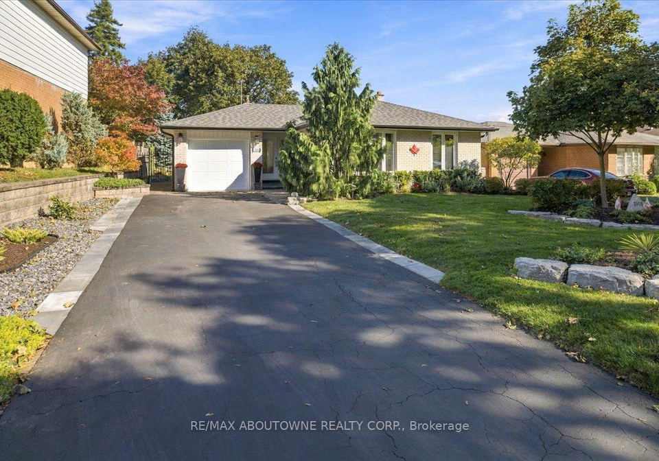 2408-hereford-crescent-burlington-ontario-w13823728