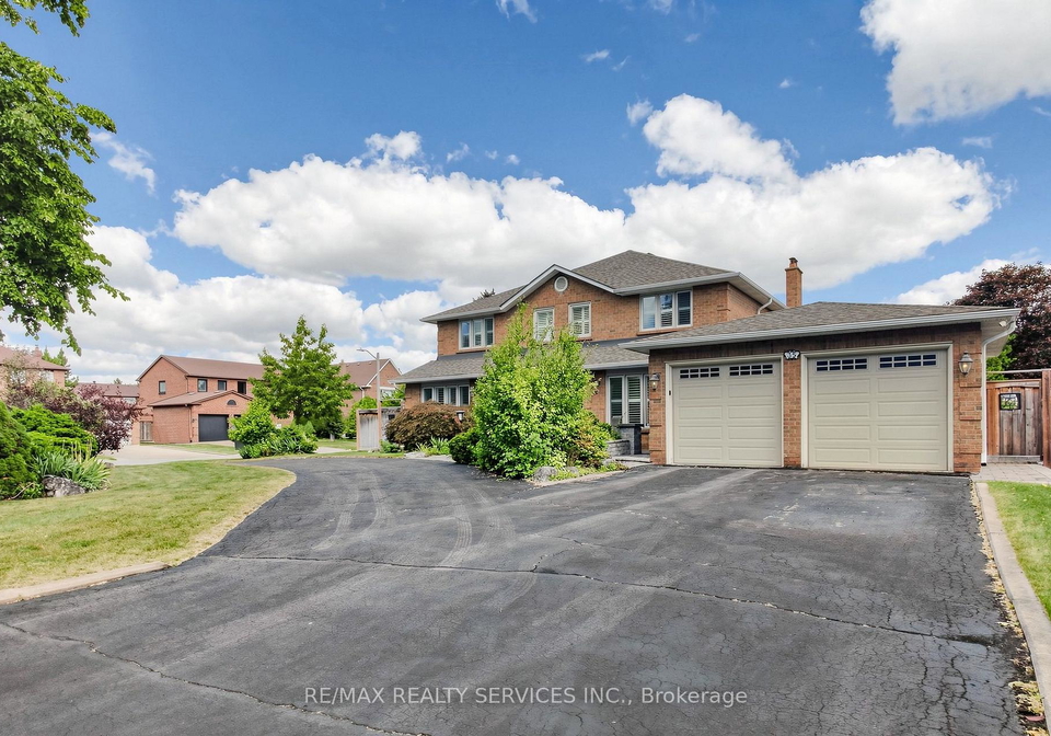 35-linden-crescent-brampton-ontario-w13823778