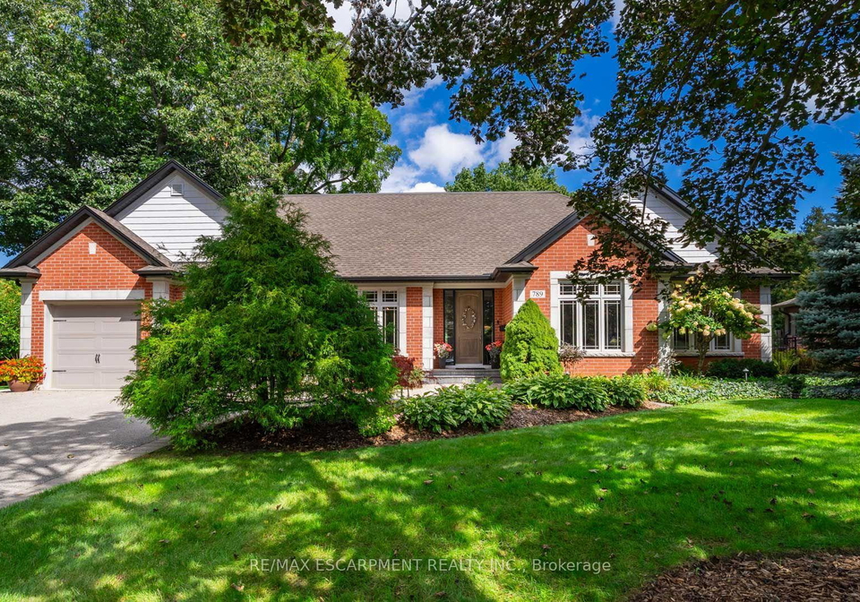 789-sunset-road-burlington-ontario-w13823786