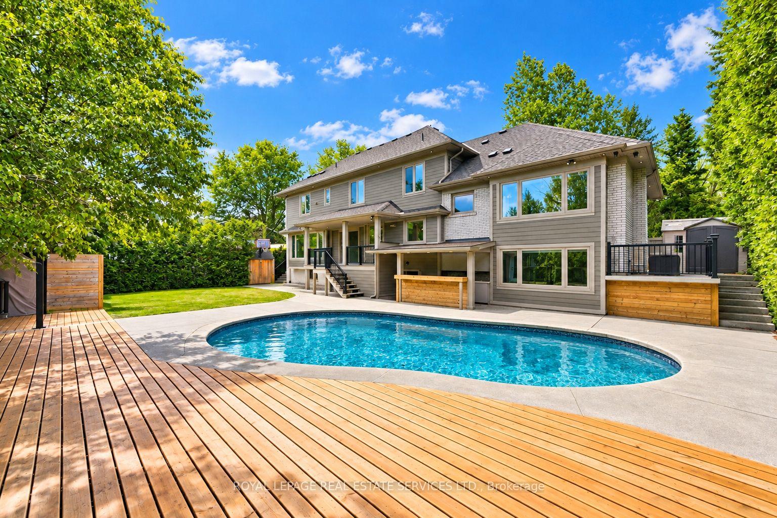 1601-venetia-drive-oakville-ontario-w13823956