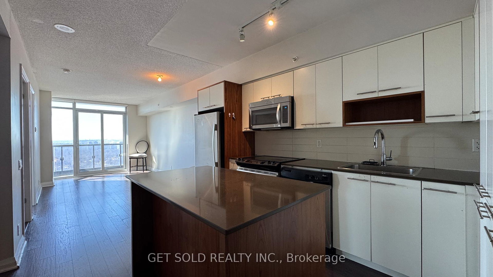 5-valhalla-inn-road-toronto-etobicoke-ontario-w13824026