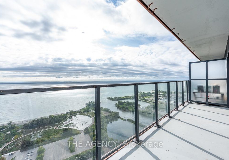 20-shore-breeze-drive-toronto-etobicoke-ontario-w13824028