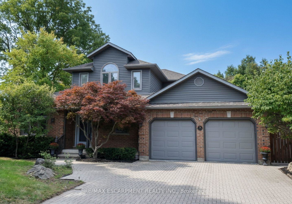 715-bateman-court-burlington-ontario-w13824108
