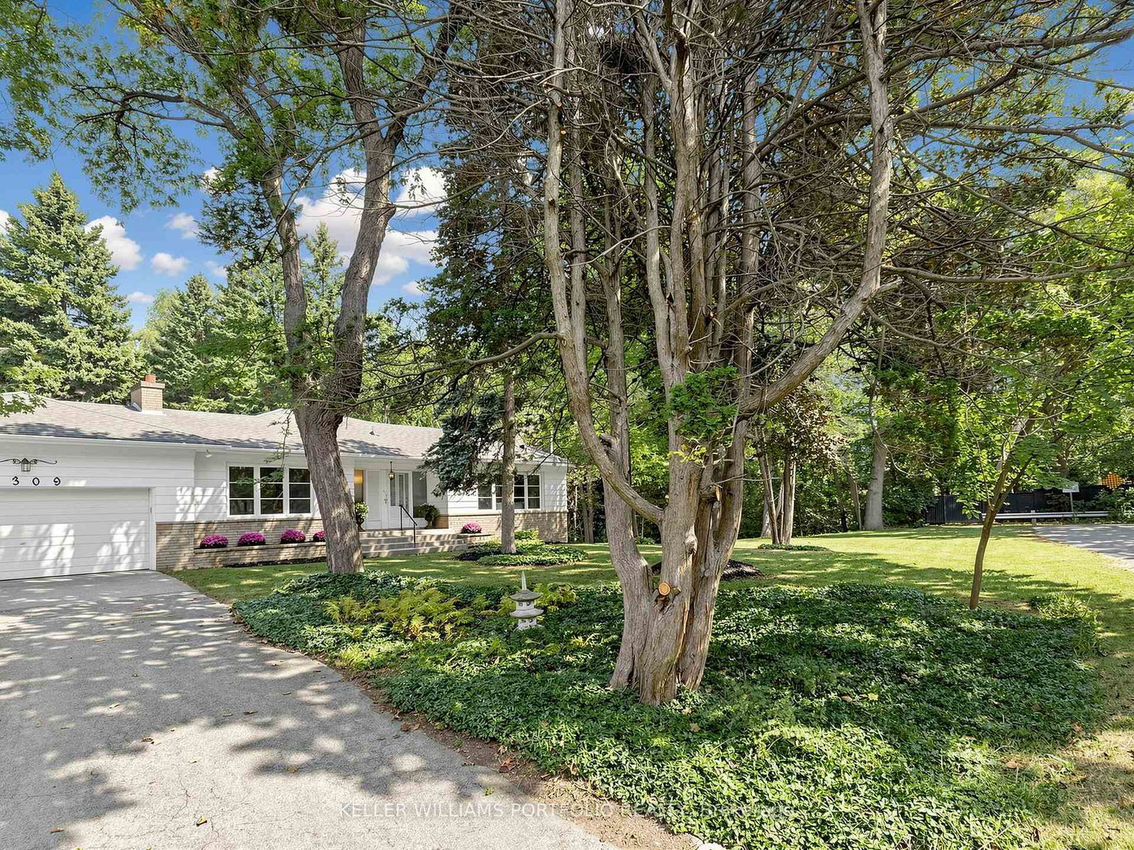 1309-martley-drive-e-mississauga-ontario-w13824176