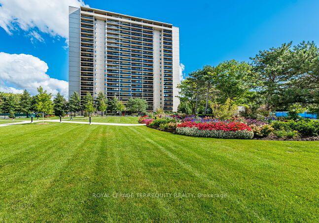 812-burnhamthorpe-road-toronto-etobicoke-ontario-w13824186