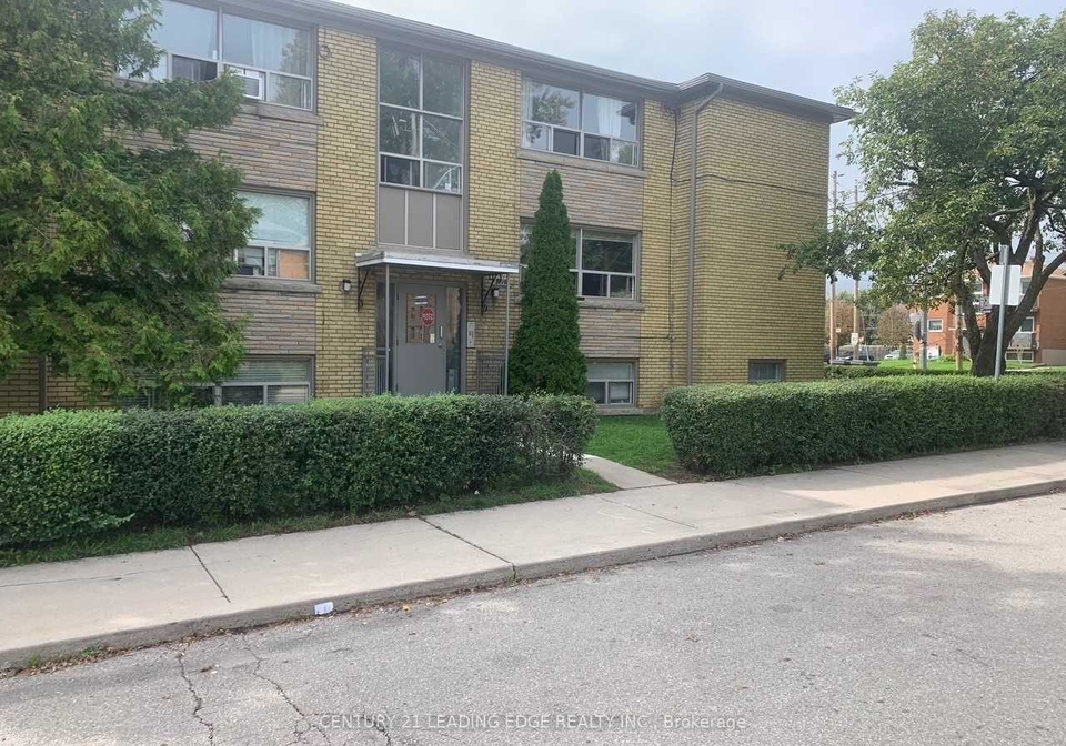 2719-lake-shore-boulevard-w-toronto-etobicoke-ontario-w13824320