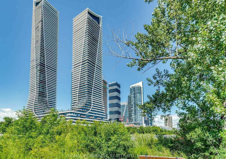 30-shore-breeze-drive-toronto-etobicoke-ontario-w13824640