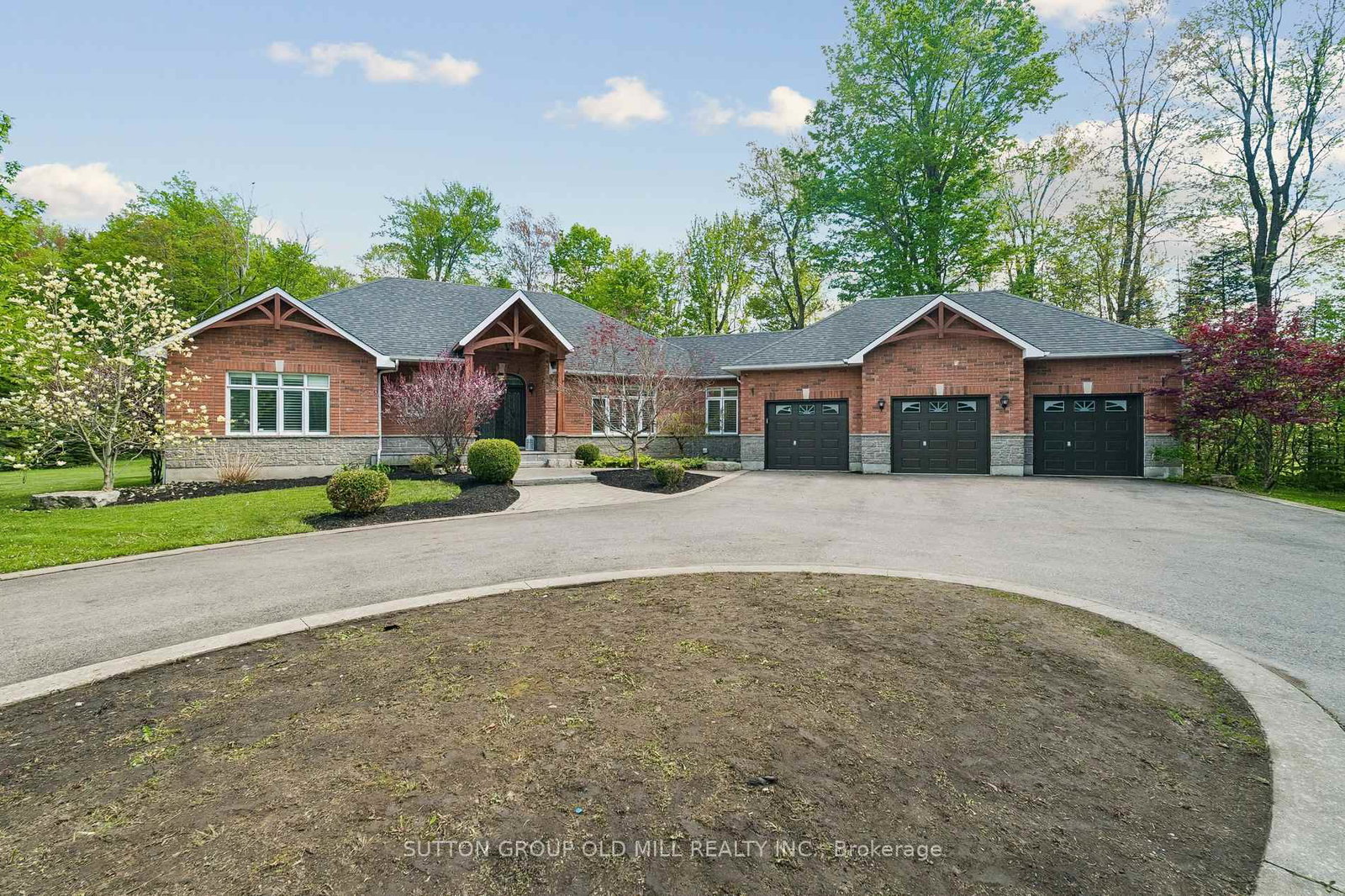 7-rolling-meadow-drive-caledon-ontario-w13824702
