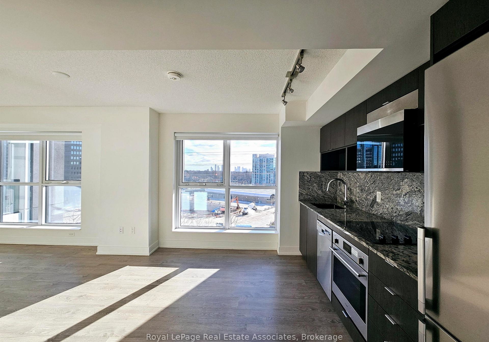 9-mabelle-avenue-toronto-etobicoke-ontario-w13824774