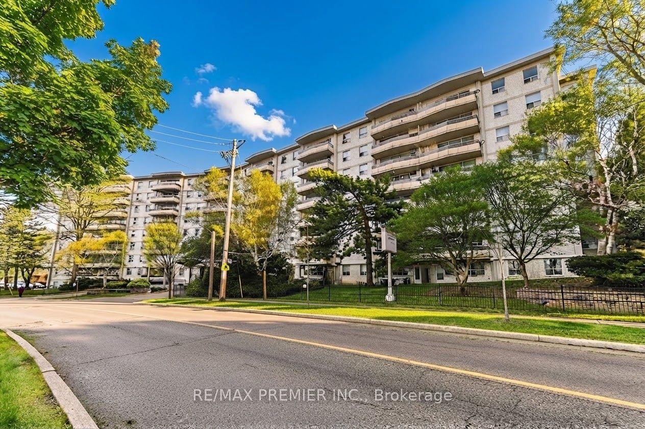 80-grandravine-drive-toronto-york-ontario-w13825078