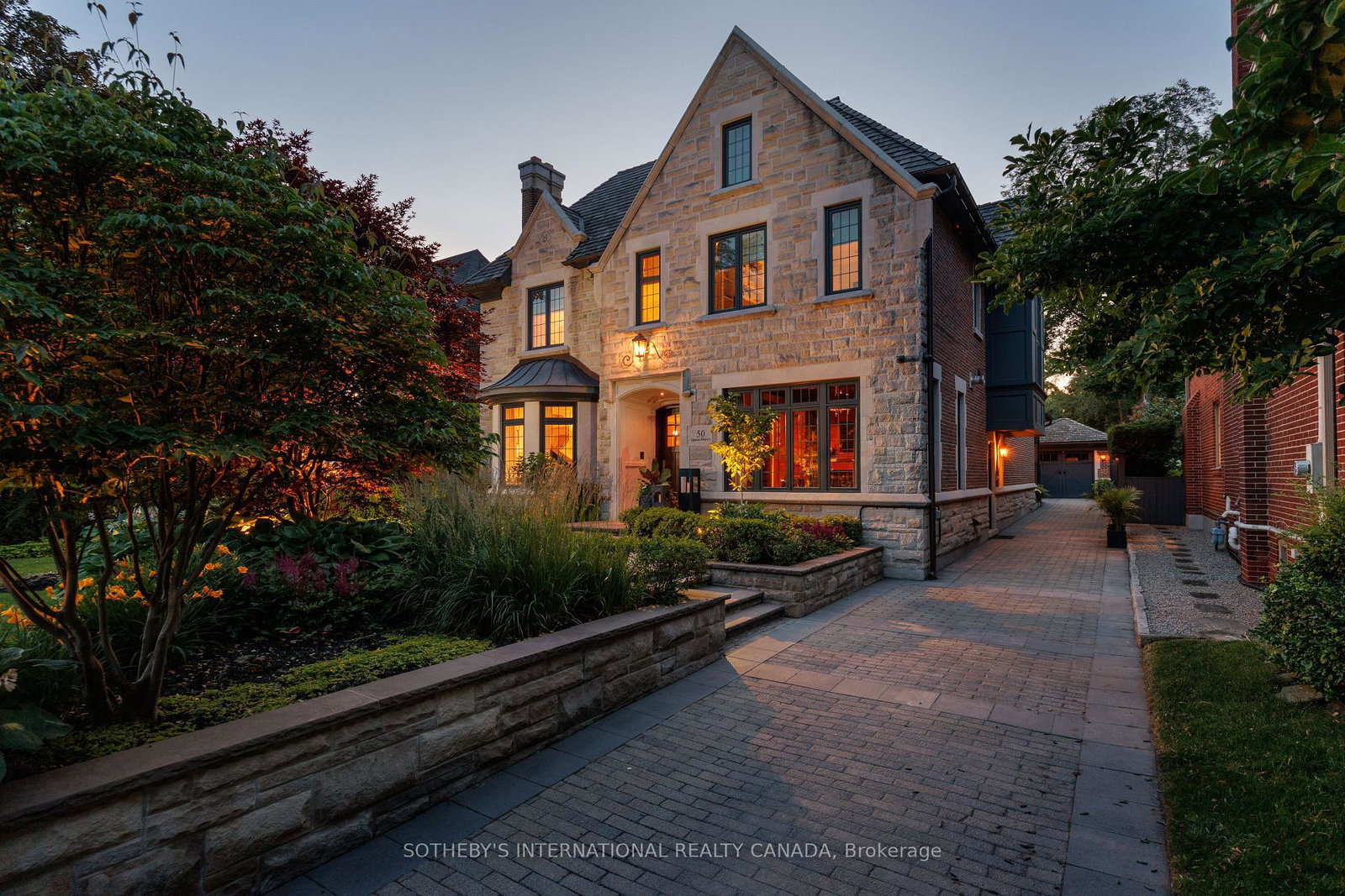50-queen-marys-drive-toronto-etobicoke-ontario-w13825204