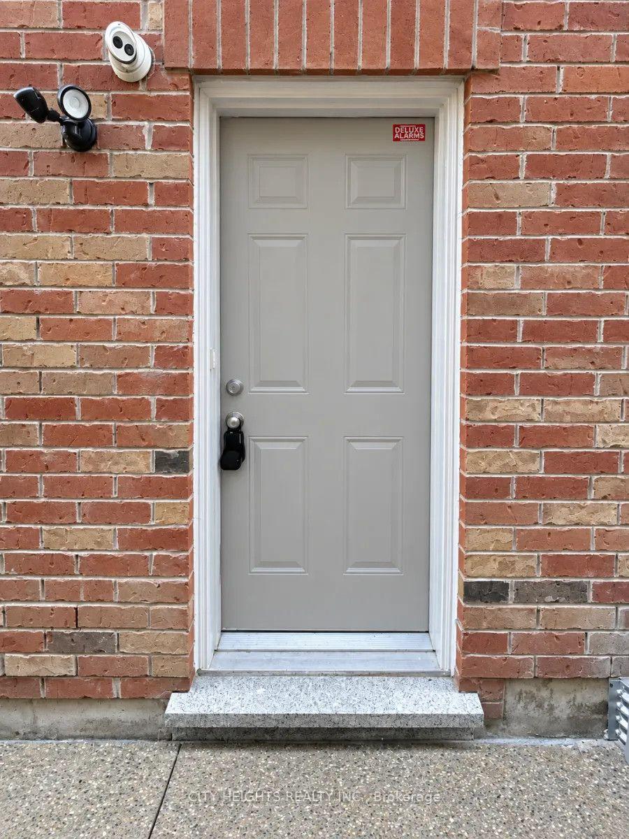 44-victoriaville-road-brampton-ontario-w13825478