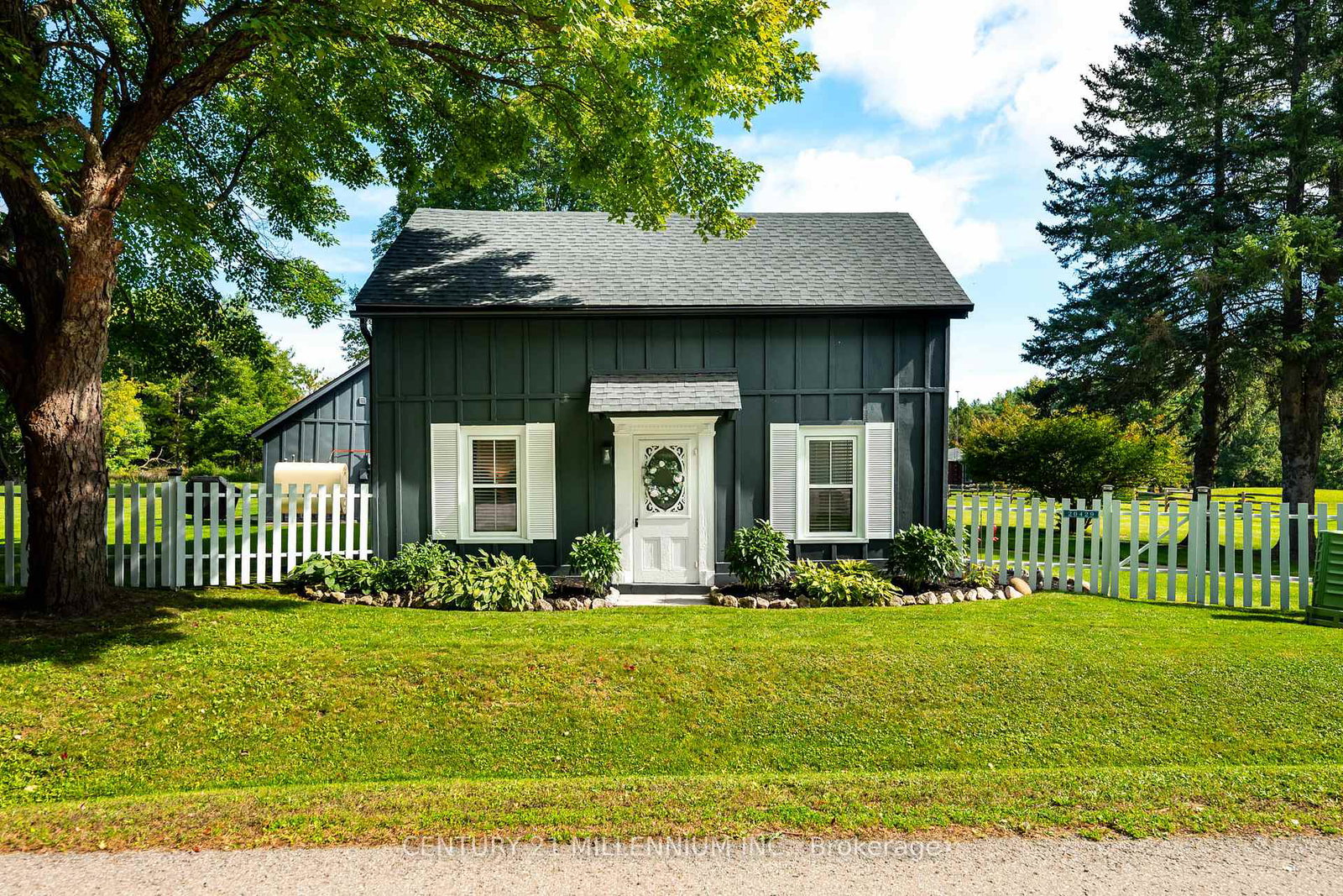 20429-willoughby-road-caledon-ontario-w13825520