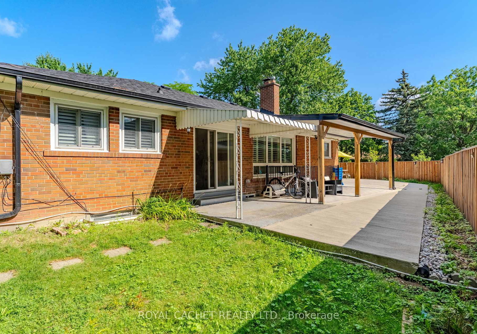 1074-flagship-drive-mississauga-ontario-w13825584