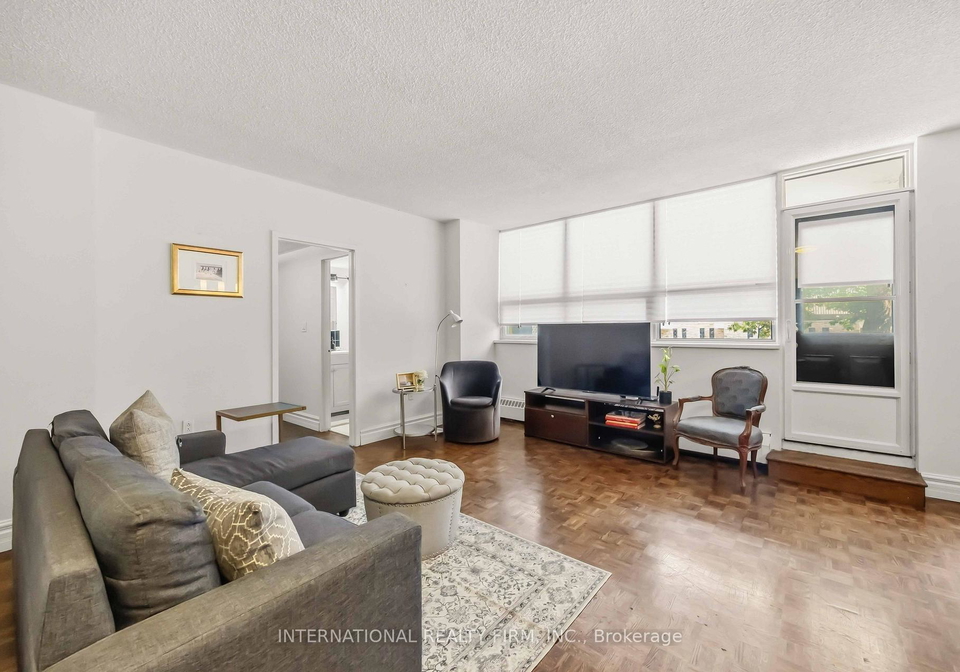 151-la-rose-avenue-e-toronto-etobicoke-ontario-w13825586