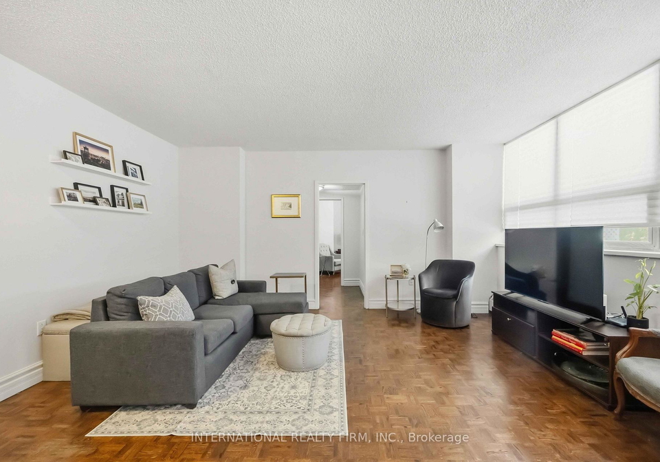151-la-rose-avenue-e-toronto-etobicoke-ontario-w13825586