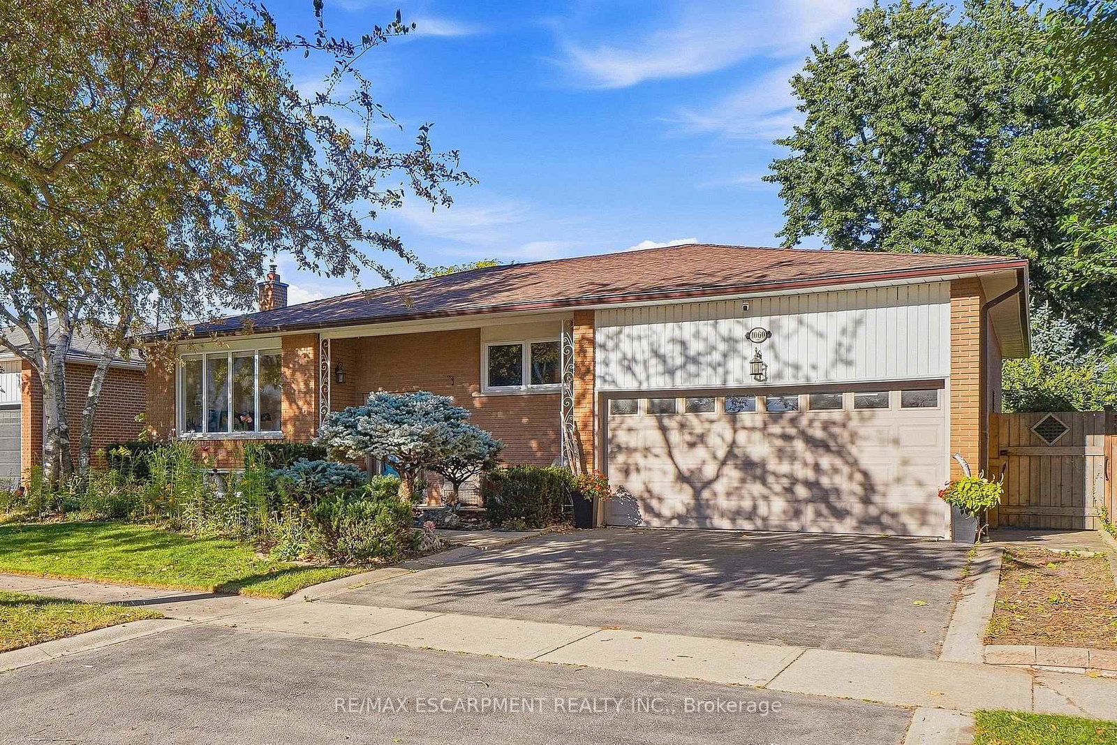 1060-dowland-crescent-burlington-ontario-w13825602