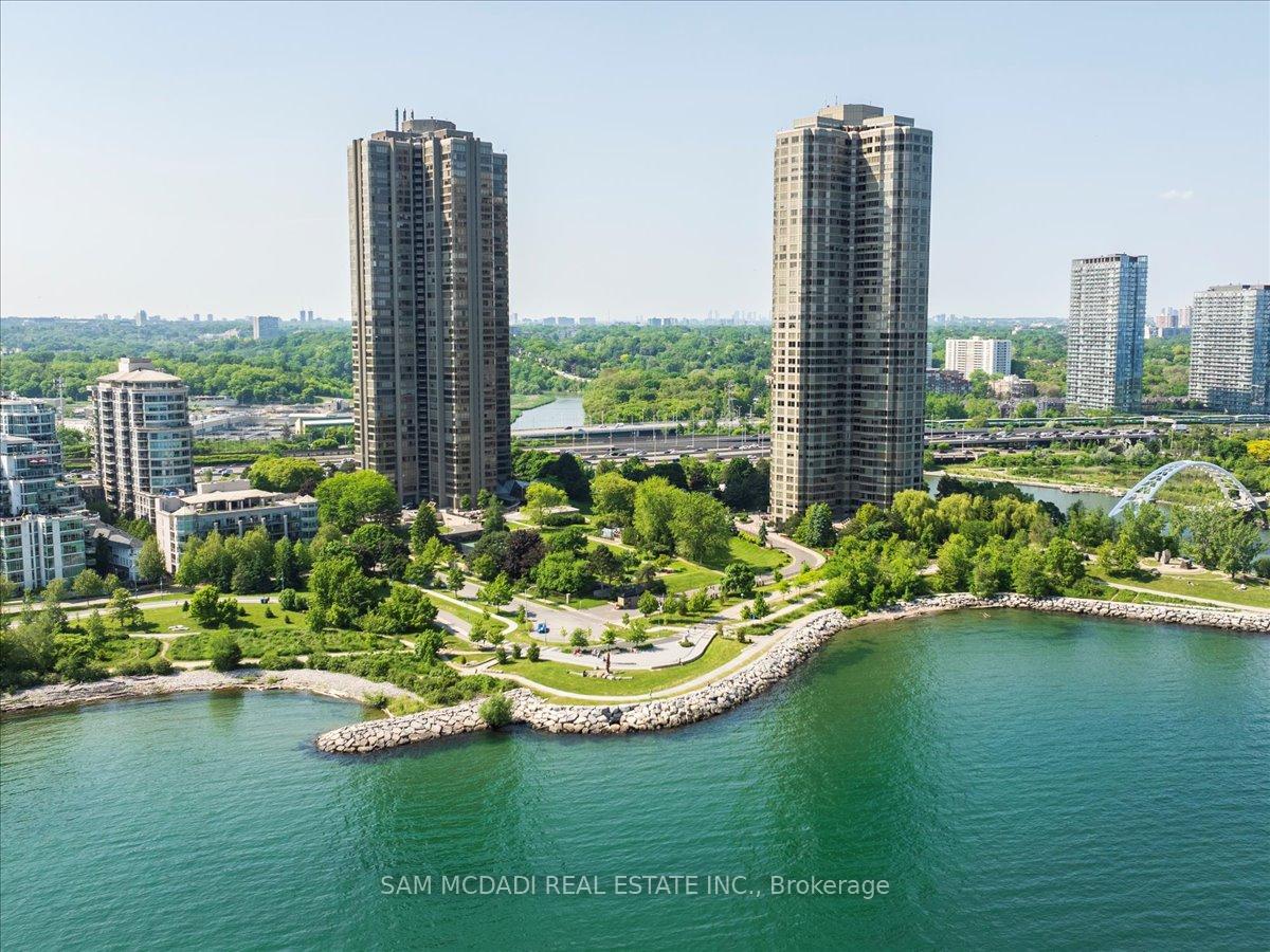 2045-lake-shore-boulevard-w-toronto-etobicoke-ontario-w13825908