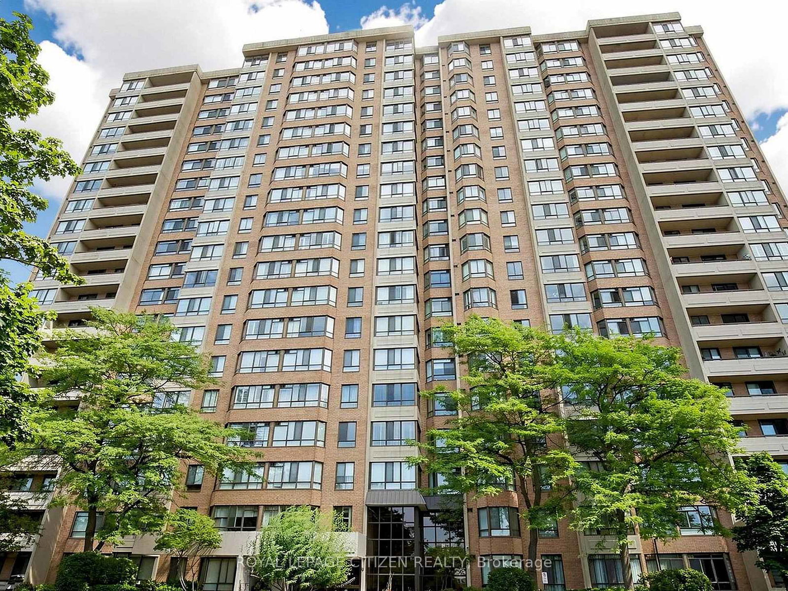 100-county-court-boulevard-brampton-ontario-w13826082