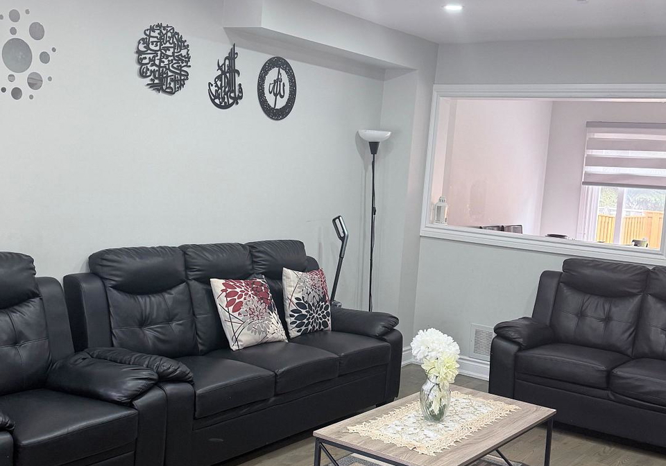 7050-black-walnut-trail-mississauga-ontario-w13826120