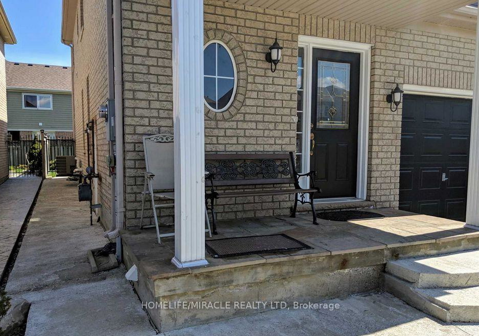 22-pauline-crescent-brampton-ontario-w13826390