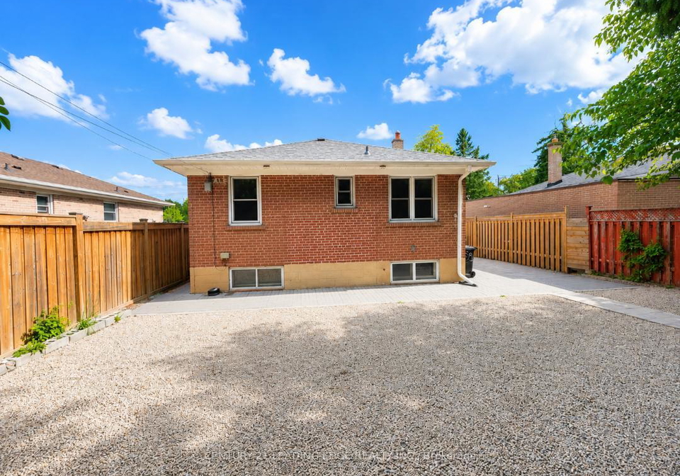 28-eringate-drive-toronto-etobicoke-ontario-w13826776