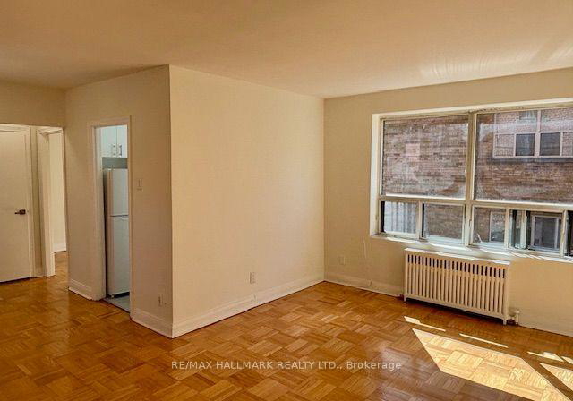 11-anglesey-boulevard-toronto-etobicoke-ontario-w13827476