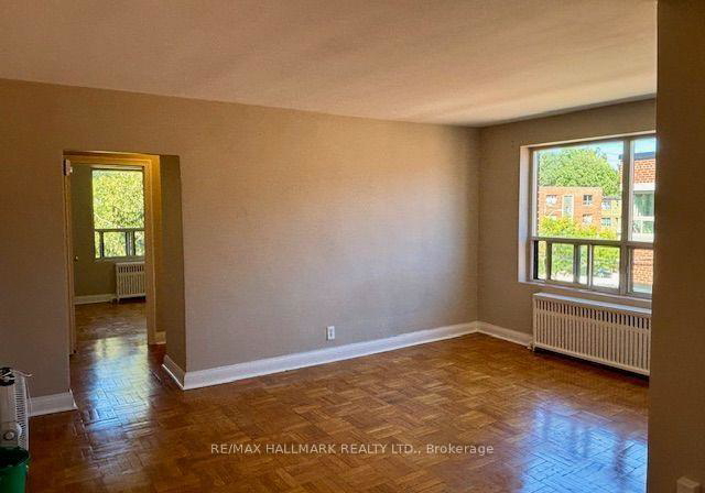 11-anglesey-boulevard-toronto-etobicoke-ontario-w13827480