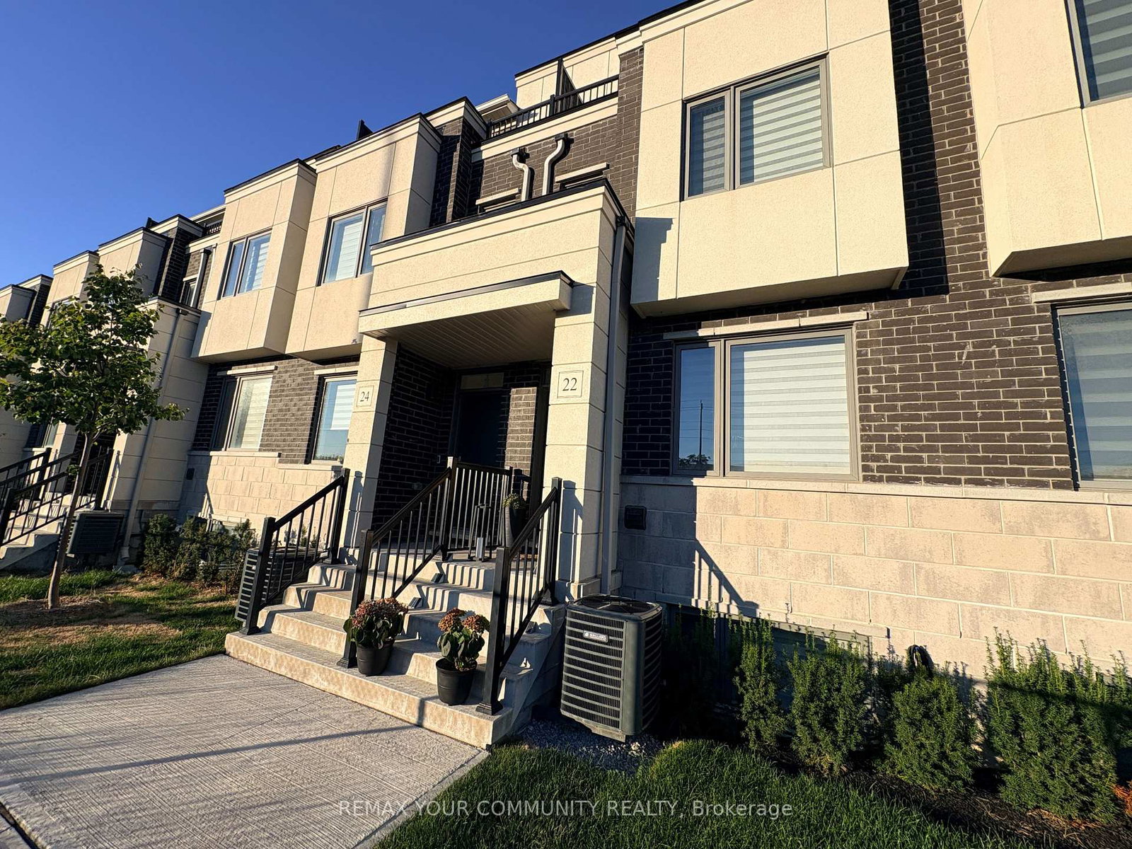 22-lambert-lane-caledon-ontario-w13827614