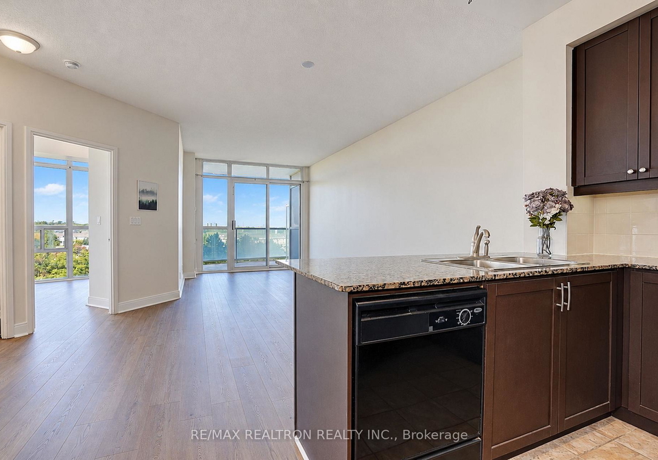 90-absolute-avenue-mississauga-ontario-w13827728