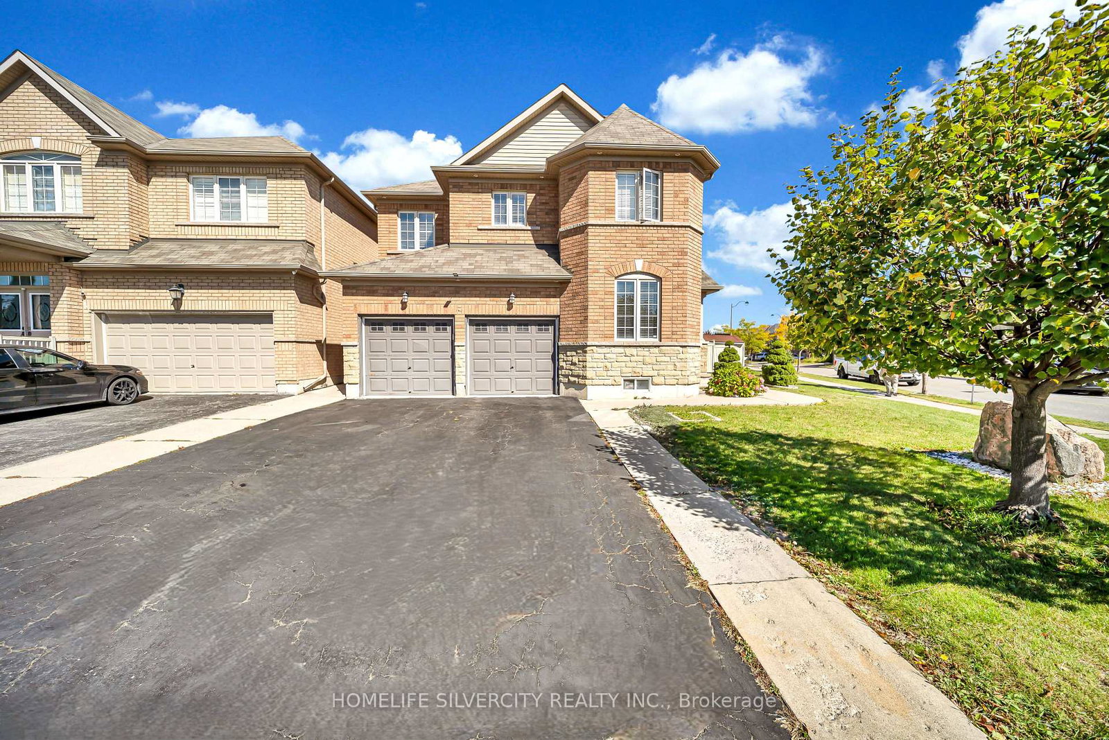 2-addiscott-street-brampton-ontario-w13827844