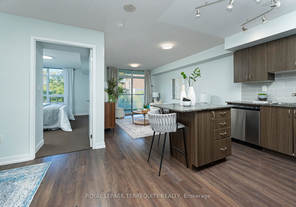 816-lansdowne-avenue-toronto-toronto-ontario-w13827982