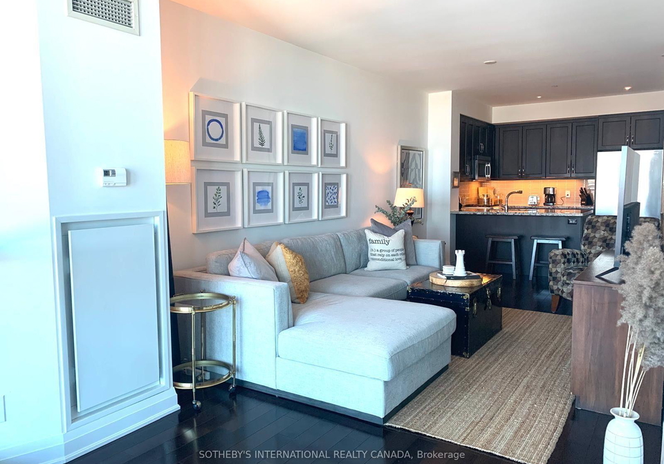 11-bronte-road-oakville-ontario-w13828158
