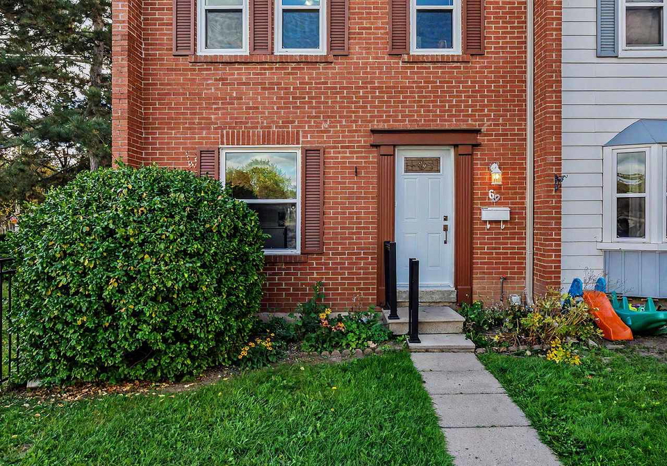 900-central-park-drive-brampton-ontario-w13828248