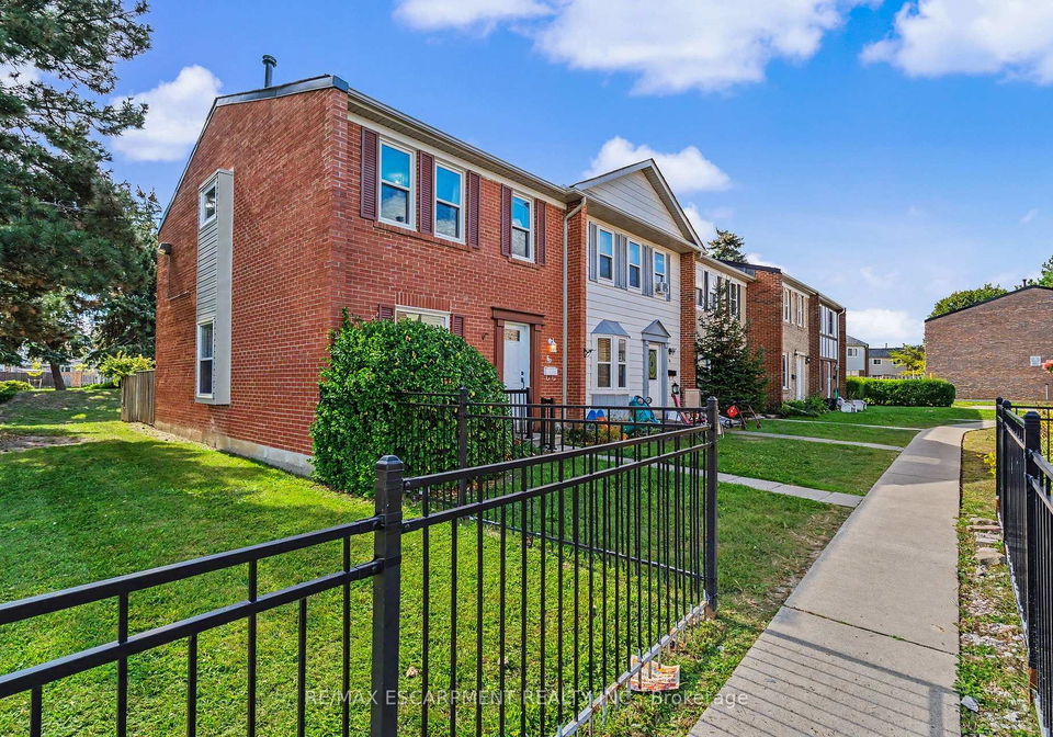 900-central-park-drive-brampton-ontario-w13828248
