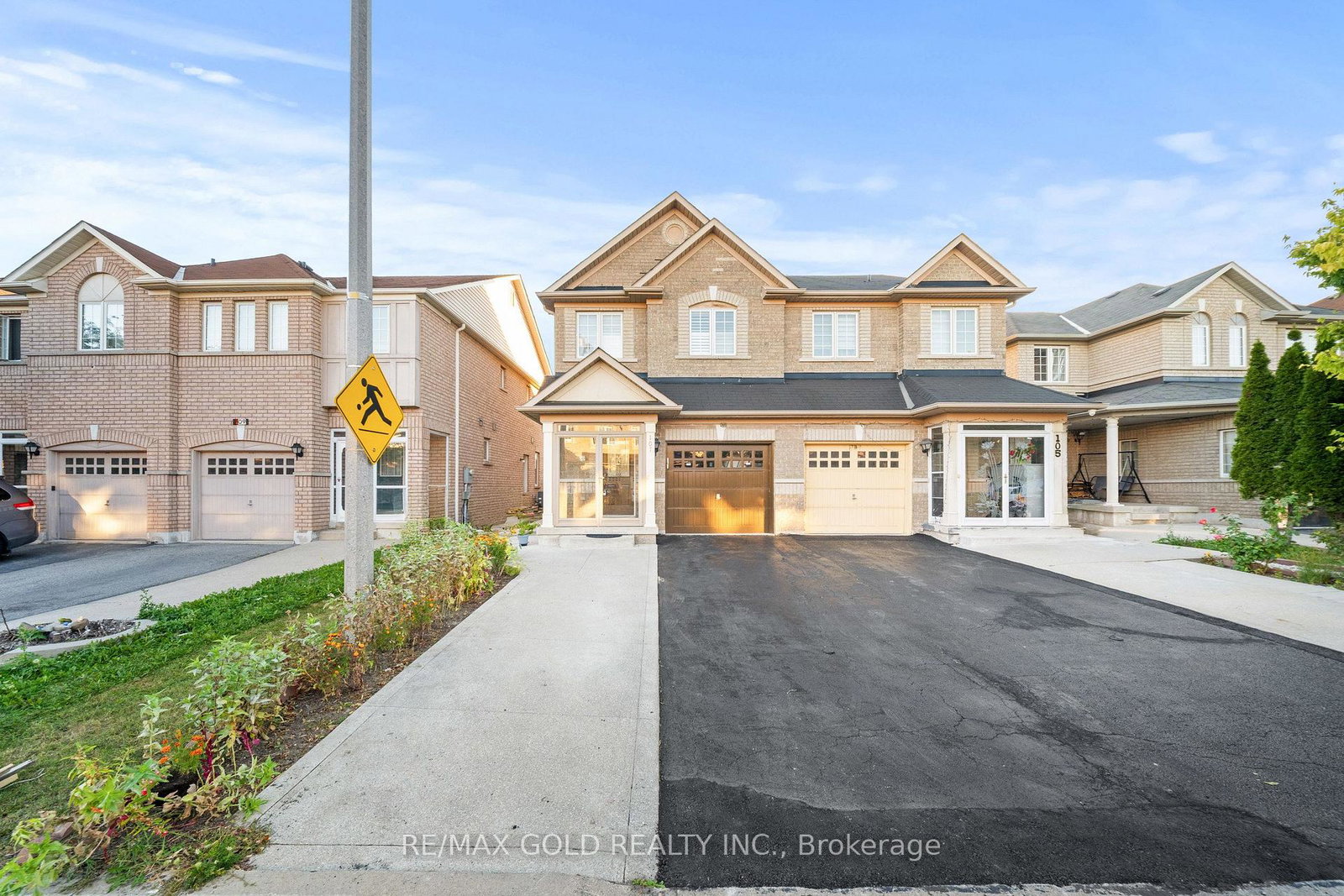107-crystalview-crescent-brampton-ontario-w13828464