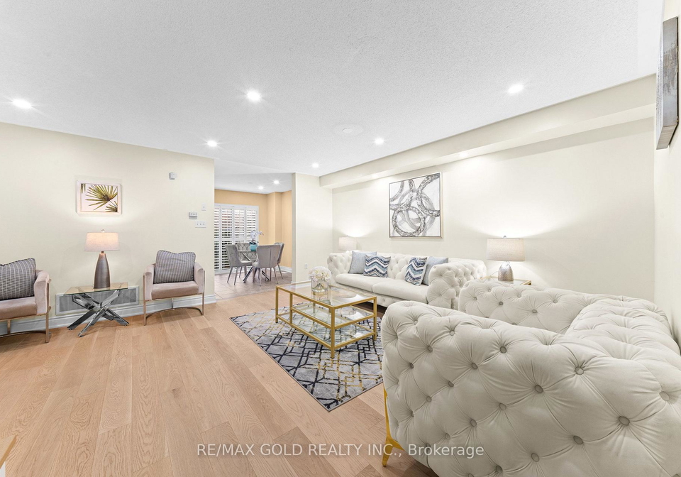 107-crystalview-crescent-brampton-ontario-w13828464