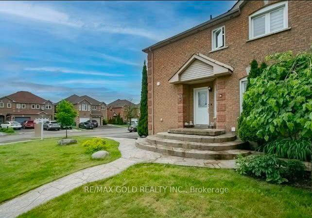 95-lent-crescent-brampton-ontario-w13828504