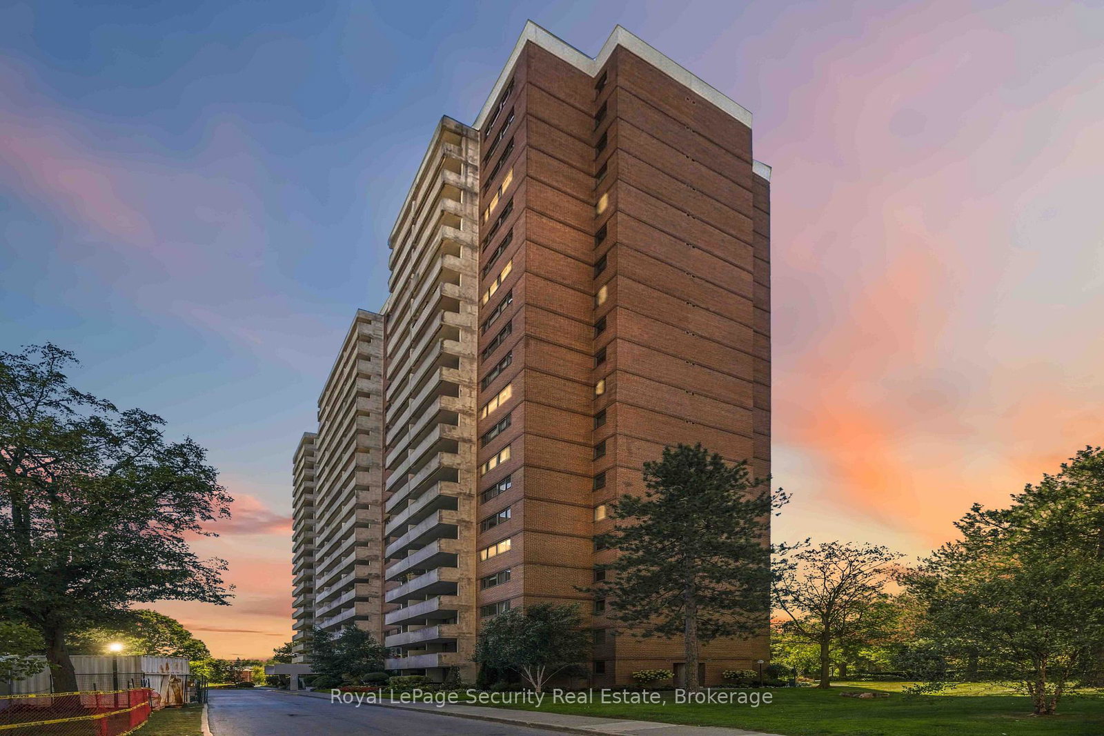 250-scarlett-road-toronto-toronto-ontario-w13828732